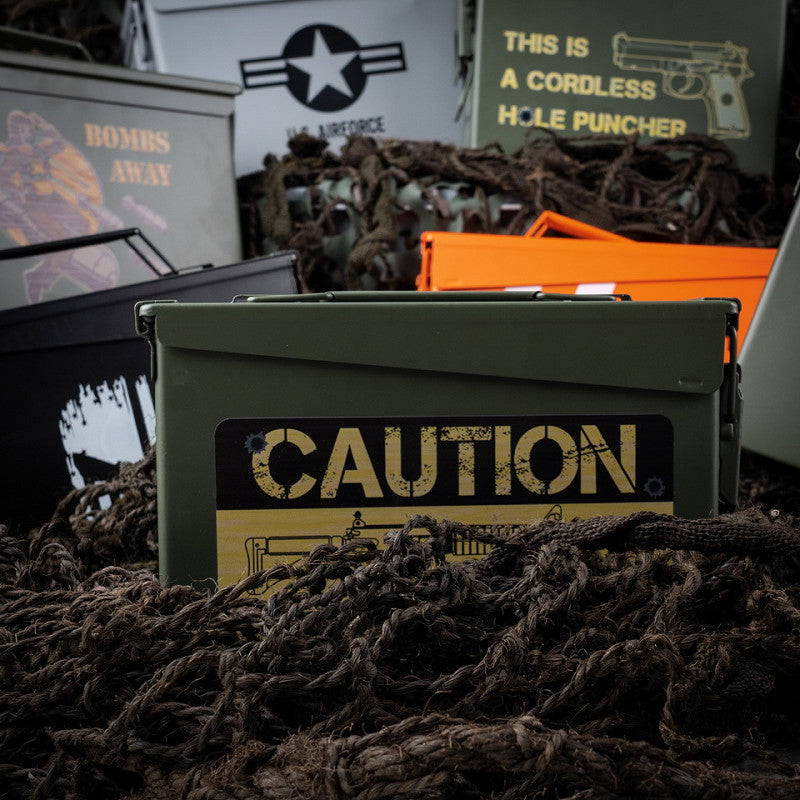 Boite à munitions / Caisse / "Caution Risk" / Cal 30mm / Vert Olive. FOSCO.