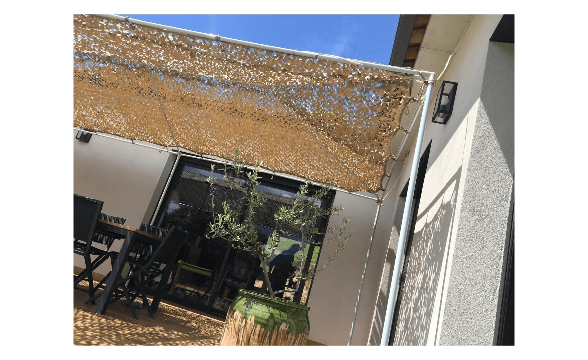 Filet de camouflage renforcé cordé / 80% d'ombrage /  300 Deniers  / Voile d'ombrage / CCE ( Camouflage Centre Europe). BARTAVEL.