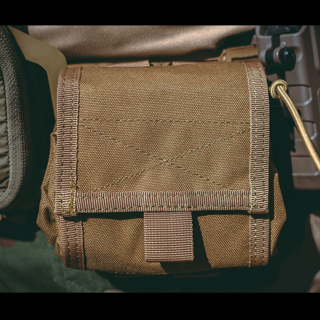 Pochette de délestage / Dump pouch / Pochette vide chargeur / Sable. DCA OPEX.