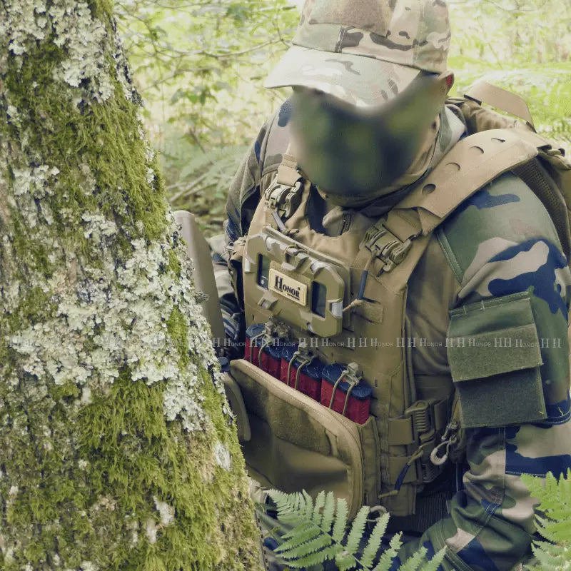 Porte Chargeur Triple / 5,56mm /"CastraPraetoria" /  Sable. HONOR.