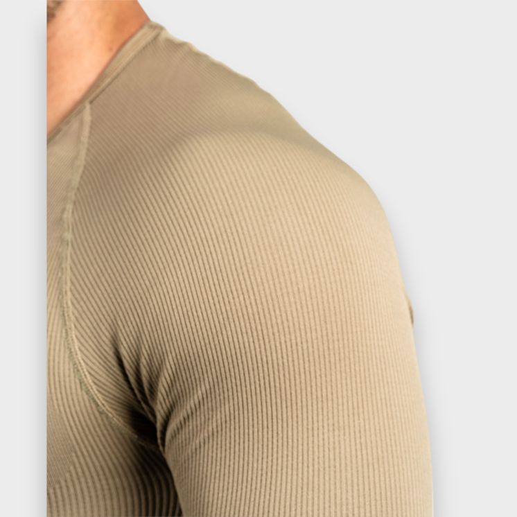 Baselayer / Haut "TAIGA" / Grand froid / T-shirt manche longue / Sable. SUMMIT OUTDOOR.