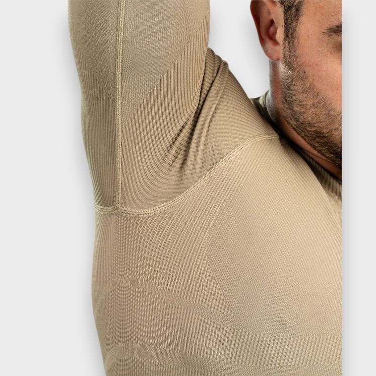 Baselayer / Haut "TAIGA" / Grand froid / T-shirt manche longue / Sable. SUMMIT OUTDOOR.