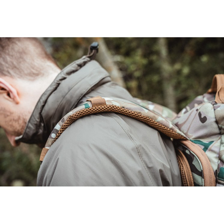 Veste / Parka / Manteau / "Halo Zip" / Ranger Green. HIGHLANDER.